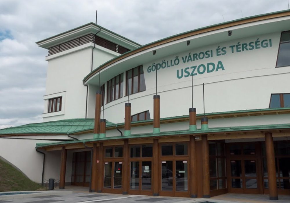 6 órás úszóverseny